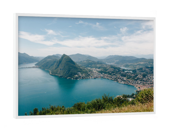 Poster mit weißem Rahmen "Bergpanorama am Luganer See" artboxONE - Natur,Reise