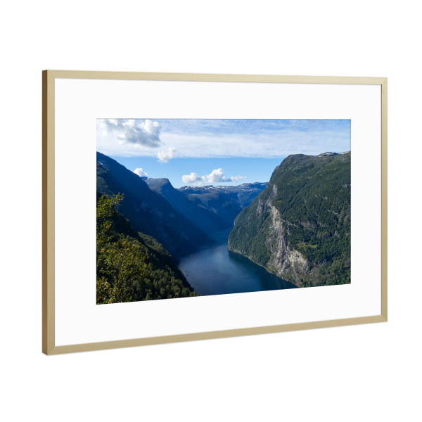 Poster mit Rahmen Gold "Geirangerfjord und Weite" artboxONE - Natur,Reise,Reise / Strand und Meer,Reise / Länder