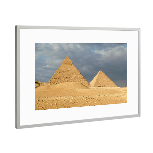 Poster mit Rahmen Silber "Pyramids in Egypt" artboxONE - Reise,Architektur,Reise / Afrika,Reise / Länder