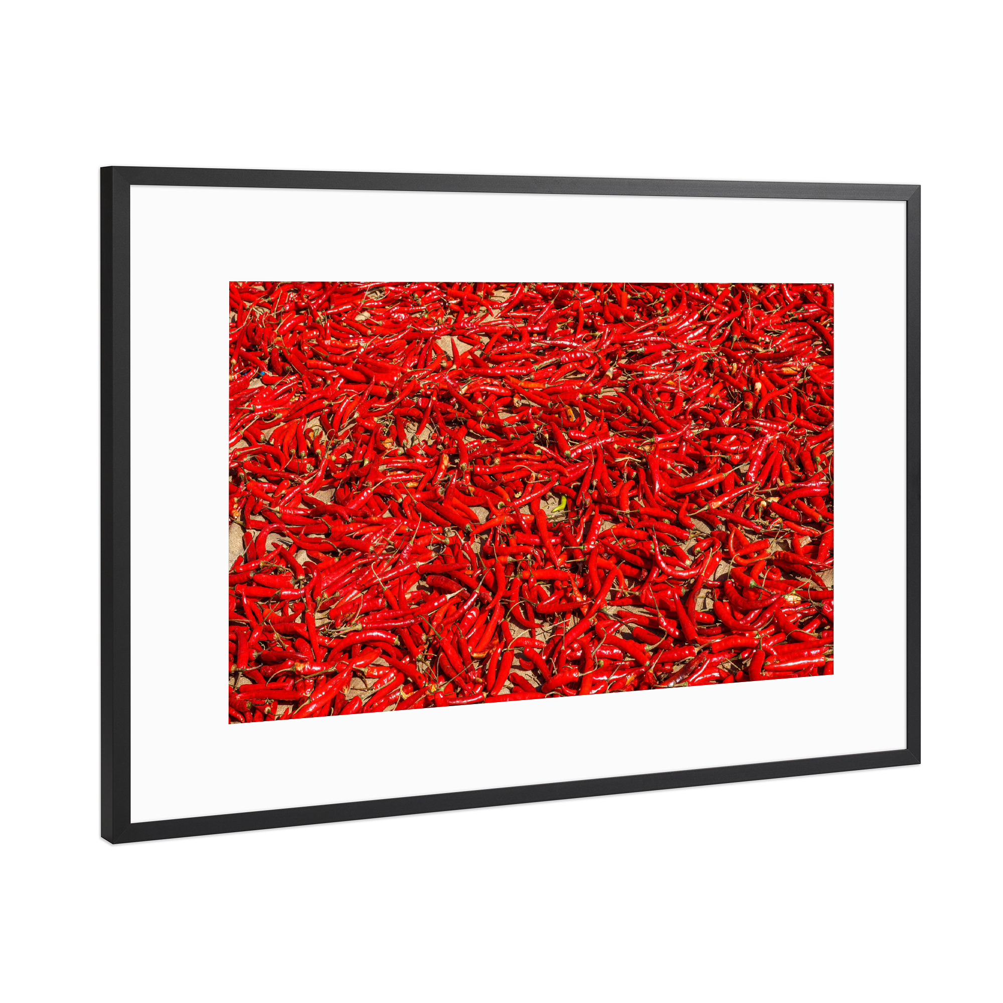 Poster mit Rahmen Schwarz (Metallic) "Viele Rote Chilischoten" artboxONE - Essen & Trinken
