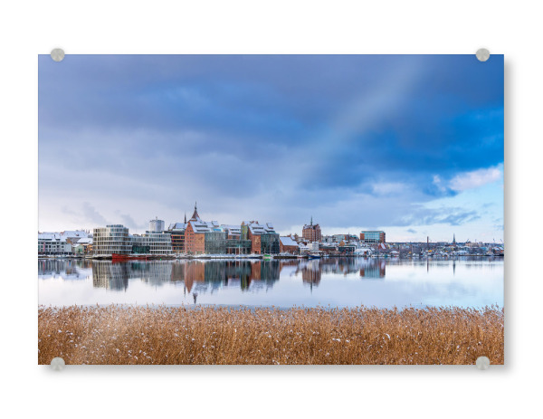 Acrylglasbild "Schilf, Fluss, Gebäude, Wolken" artboxONE - Natur,Reise,Architektur,Städte / Weitere