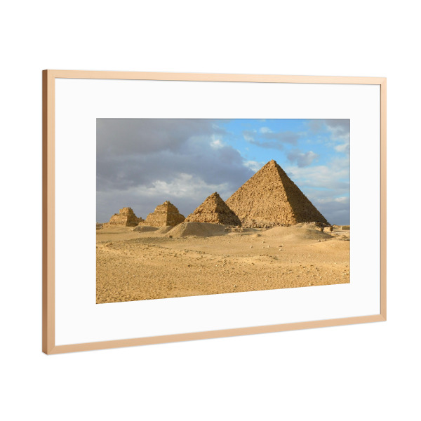 Poster mit Rahmen Kupfer "Pyramids of Giza" artboxONE - Reise,Architektur,Reise / Afrika,Reise / Länder