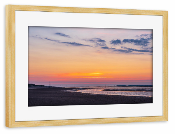 Poster mit Rahmen kiefer "Priel und Sonnenaufgang" artboxONE - Natur,Reise,Reise / Strand und Meer