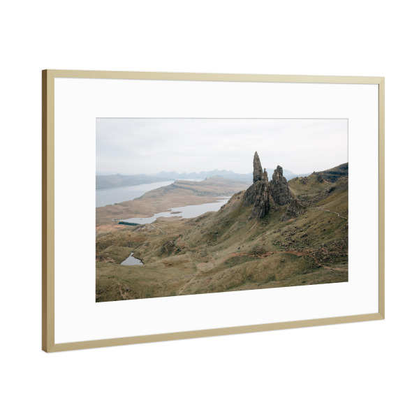 Poster mit Rahmen Gold "Old man of Storr" artboxONE - Natur,Reise,Reise / Länder