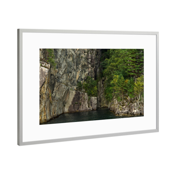 Poster mit Rahmen Silber "Felsenbucht am Lysefjord" artboxONE - Natur,Reise,Reise / Länder