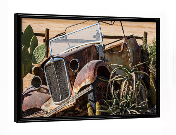 Poster mit schwarzem Rahmen "In der Wüste von Namibia" artboxONE - Reise / Afrika,Automobile