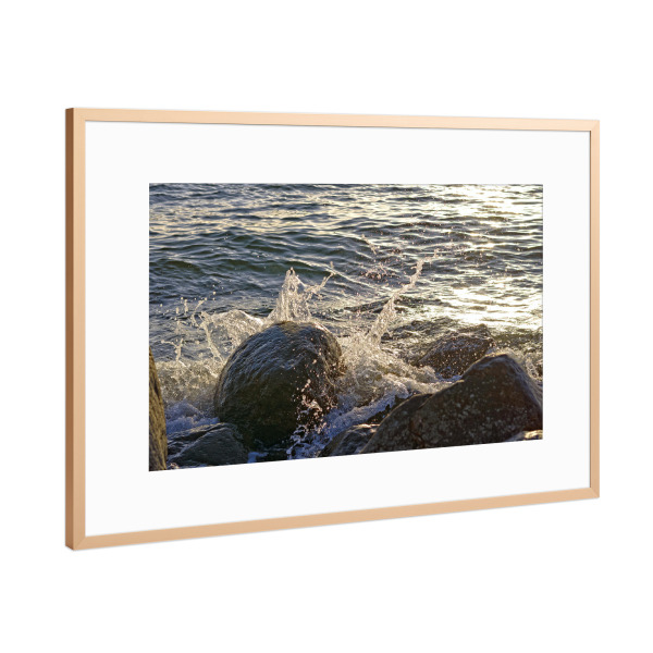 Poster mit Rahmen Kupfer "Schöne Natur" artboxONE - Natur - Wasser,Steine,Meer,Wasserspritzer,Tropfen