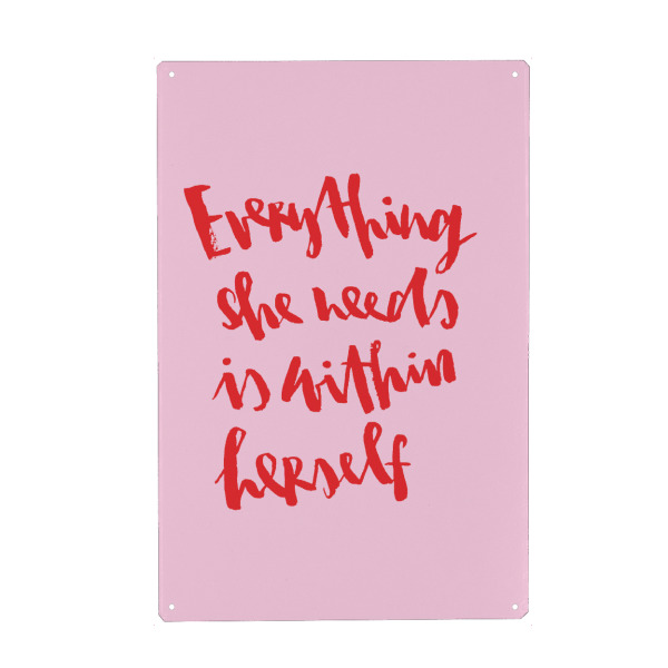 Holzbild "Everything she needs" artboxONE - Typografie - Empowerment,Feminismus,Frauen,Stark,Rosa,Rot,Motivation