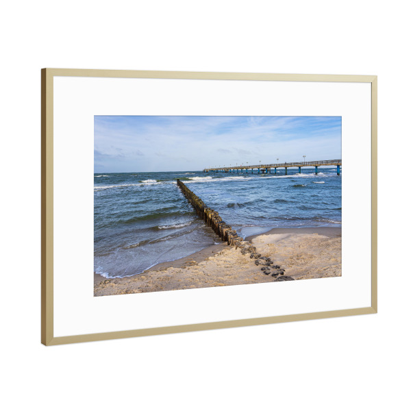 Poster mit Rahmen Gold "Seebrücke, Buhne, Meer, Strand" artboxONE - Natur,Reise,Architektur,Reise / Strand und Meer