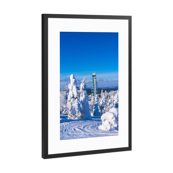 Poster mit Rahmen Schwarz (Metallic) "Skisprungschanze, Wald, Schnee" artboxONE - Natur,Reise,Architektur,Reise / Länder