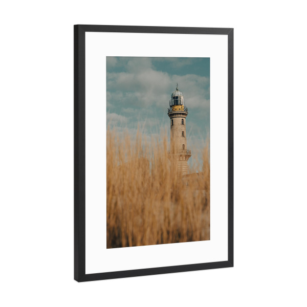 Poster mit Rahmen Schwarz (Metallic) "Blick auf den Leuchtturm" artboxONE - Reise,Architektur,Reise / Strand und Meer