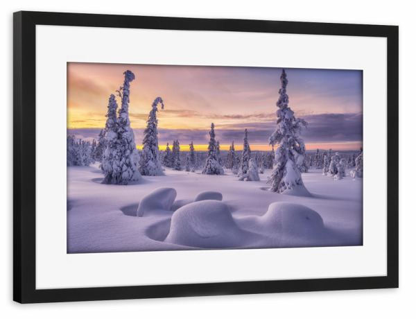 Poster mit Rahmen schwarz "Winterwunderland in Finnland" artboxONE - Natur,Reise