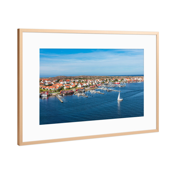Poster mit Rahmen Kupfer "Smögen, Segelboot, Meer" artboxONE - Natur,Reise,Architektur,Reise / Strand und Meer,Reise / Länder