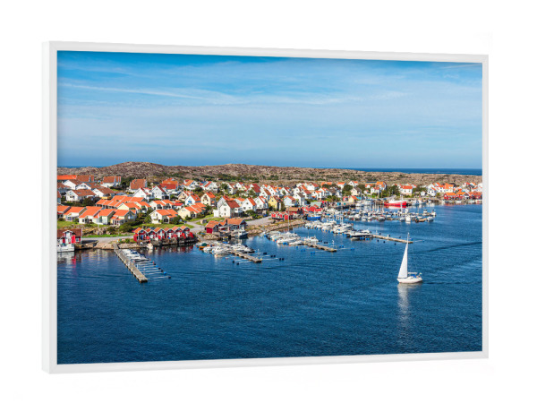 Poster mit weißem Rahmen "Smögen, Segelboot, Meer" artboxONE - Natur,Reise,Architektur,Reise / Strand und Meer,Reise / Länder
