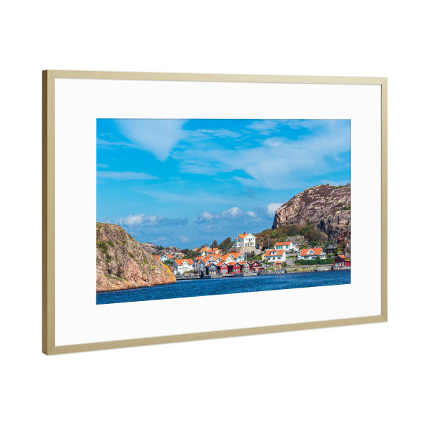 Poster mit Rahmen Gold "Meer, Felsen, Häuser" artboxONE - Natur,Reise,Architektur,Reise / Strand und Meer,Reise / Länder