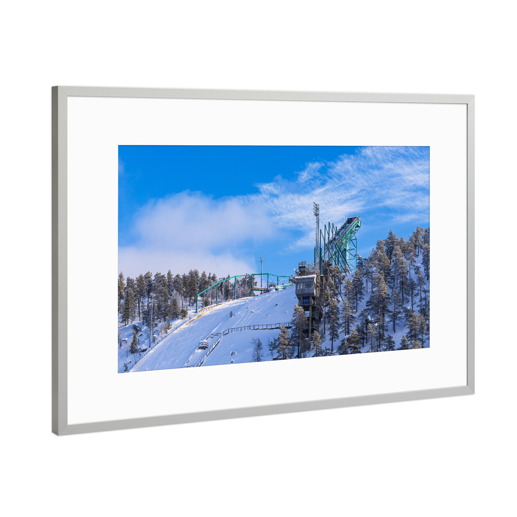 Poster mit Rahmen Silber "Skisprungschanze in Ruka" artboxONE - Natur,Reise,Architektur,Reise / Länder