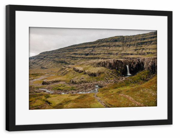Poster mit Rahmen schwarz "Folaldafoss Wasserfall" artboxONE - Natur,Reise,Reise / Länder