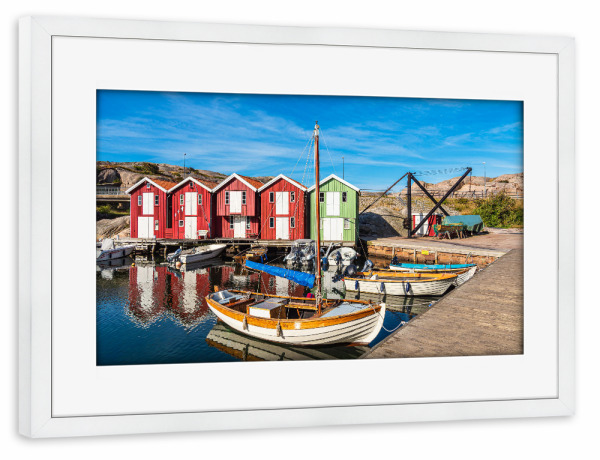 Poster mit Rahmen weiß "Bootshäuser und Boote" artboxONE - Natur,Reise,Architektur,Reise / Strand und Meer,Reise / Länder