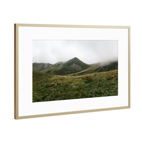 Poster mit Rahmen Gold "Panorama Auvergne" artboxONE - Natur,Reise,Reise / Länder
