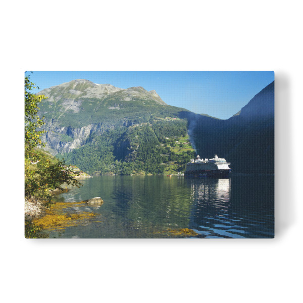 Leinwandbild "Am Ufer des Geirangerfjords" artboxONE - Natur,Reise,Reise / Strand und Meer,Reise / Länder