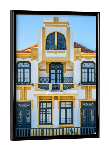 Poster mit schwarzem Rahmen "Aveiro Portugal butes Haus" artboxONE - Städte,Reise,Architektur