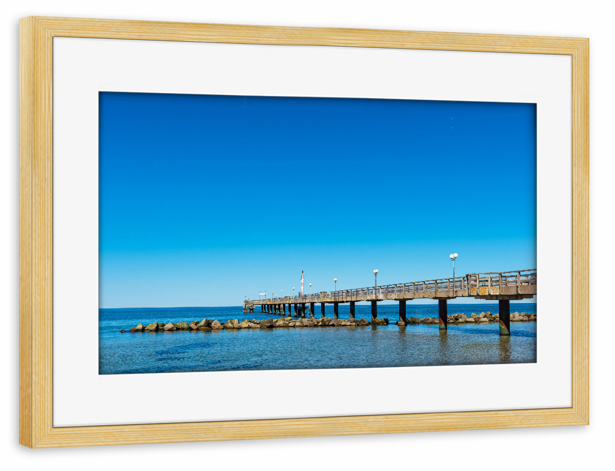 Poster mit Rahmen kiefer "Steine, Seebrücke, Ostsee" artboxONE - Natur,Reise,Architektur,Reise / Strand und Meer