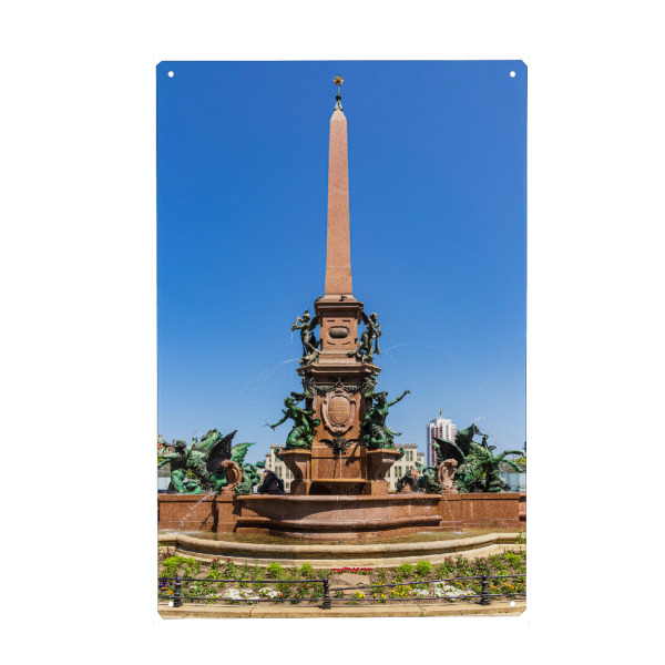 Holzbild "Mendebrunnen und Himmel" artboxONE - Städte,Reise,Architektur