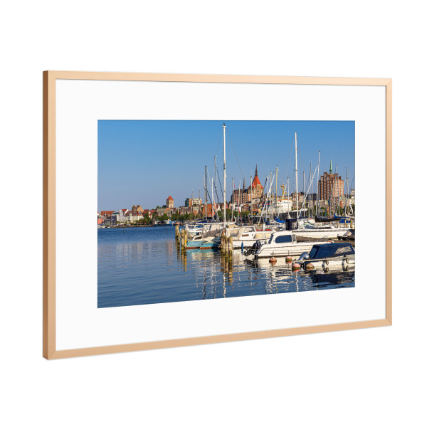 Poster mit Rahmen Kupfer "Stadt, Marina, Häuser, Kirche" artboxONE - Städte,Reise,Architektur