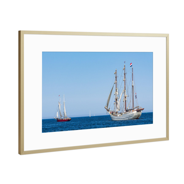 Poster mit Rahmen Gold "Schifffahrt, Meer, Tradition" artboxONE - Natur,Reise,Reise / Strand und Meer