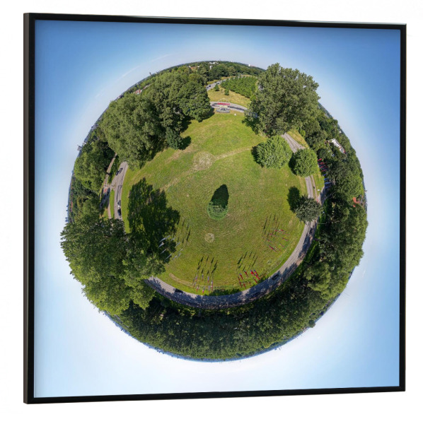 Poster mit schwarzem Rahmen 30x30 cm "Hamburg - Horner Kreisel" artboxONE - Städte,Städte / Hamburg,Natur,Reise,Architektur