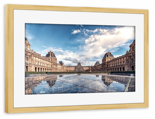 Poster mit Rahmen kiefer "Louvre-Reflexion" artboxONE - Städte,Reise,Architektur,Städte / Paris,Reise / Länder