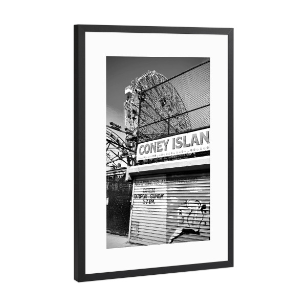 Poster mit Rahmen Schwarz (Metallic) "New York - Coney Island" artboxONE - Städte,Städte / New York,Schwarzweiß,Architektur