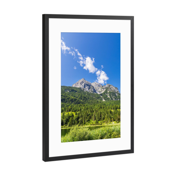 Poster mit Rahmen Schwarz (Metallic) "See, Berge, Wolken, Bäume" artboxONE - Natur,Reise