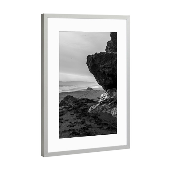 Poster mit Rahmen Silber "Black Sand Beach Edge" artboxONE - Natur,Reise / Strand und Meer