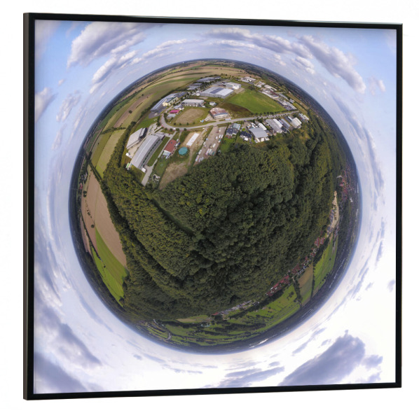 Poster mit schwarzem Rahmen 30x30 cm "Geesthacht-Gewerbepark" artboxONE - Städte,Natur,Reise,Architektur,Städte / Weitere