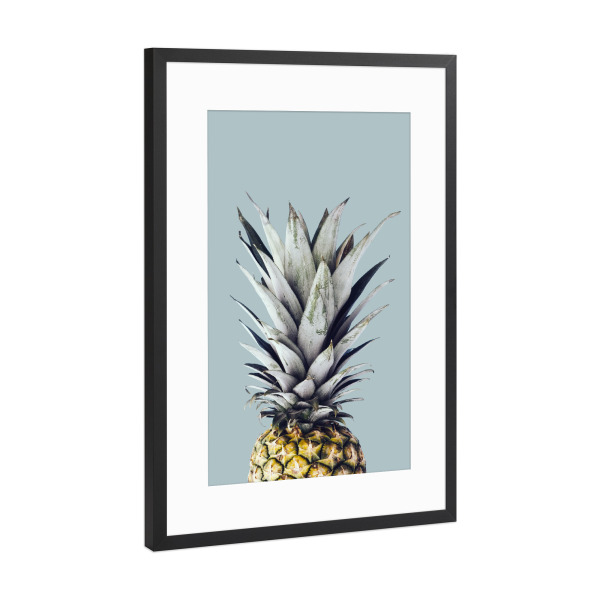 Poster mit Rahmen Schwarz (Metallic) "Pineapple in blue background" artboxONE - Floral