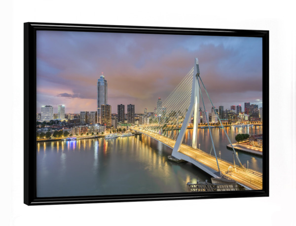Poster mit schwarzem Rahmen "Rotterdam Erasmusbrücke" artboxONE - Städte,Reise,Architektur