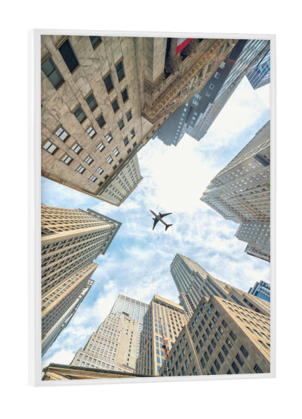 Poster mit weißem Rahmen "Belebter Himmel in Manhattan" artboxONE - Städte,Städte / New York,Reise,Architektur,Reise / Länder