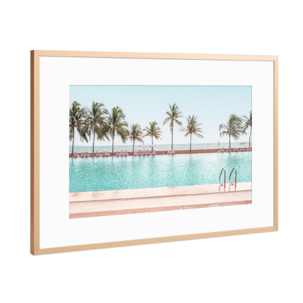 Poster mit Rahmen Kupfer "Pool am Strand" artboxONE - Reise,Architektur,Reise / Strand und Meer,Reise / Asien,Für Mama