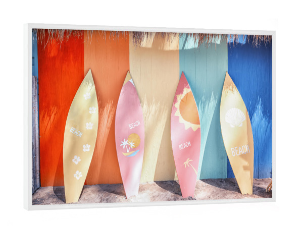Poster mit weißem Rahmen "Surfbretter am Strand" artboxONE - Reise,Reise / Strand und Meer,Sport,Für Mama,Für Papa
