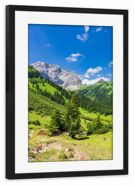 Poster mit Rahmen schwarz "Tal, Gebirge, Wolken" artboxONE - Natur,Reise