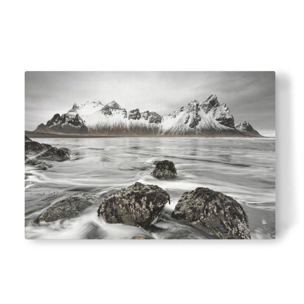 Leinwandbild "Küstenimpression aus Island" artboxONE - Natur,Schwarzweiß,Reise / Länder