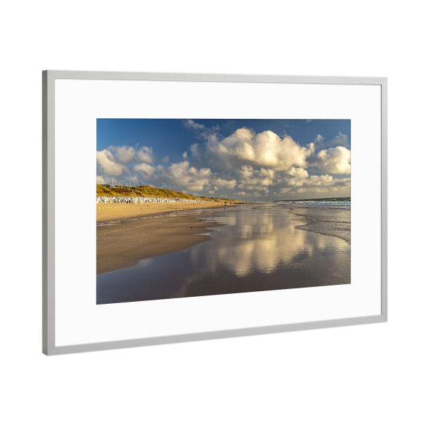 Poster mit Rahmen Silber "Westerland Sylt" artboxONE - Reise / Strand und Meer - Westerland,Weststrand,Brandenburgerstrand,Wolke,Sylt,Strand,Nordsee