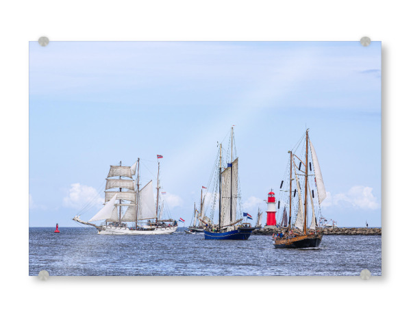 Acrylglasbild "Ostsee, Mole, Segelschiffe" artboxONE - Natur,Reise,Architektur,Reise / Strand und Meer
