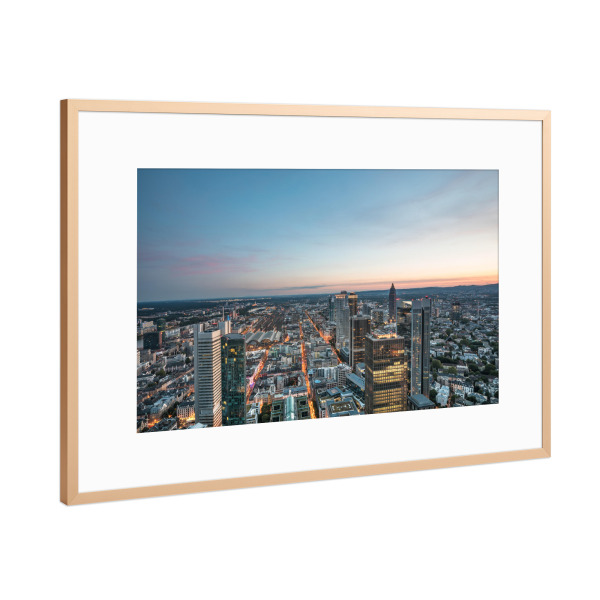 Poster mit Rahmen Kupfer "Blaue Stunde Frankfurt" artboxONE - Städte,Architektur,Städte / Frankfurt
