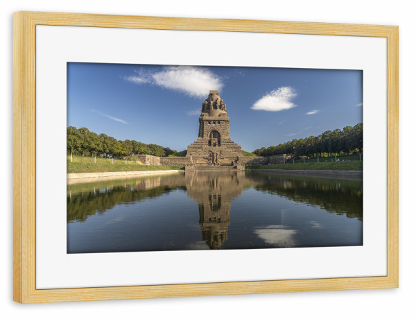 Poster mit Rahmen kiefer "Völkerschlachtdenkmal leipzig" artboxONE - Natur,Architektur