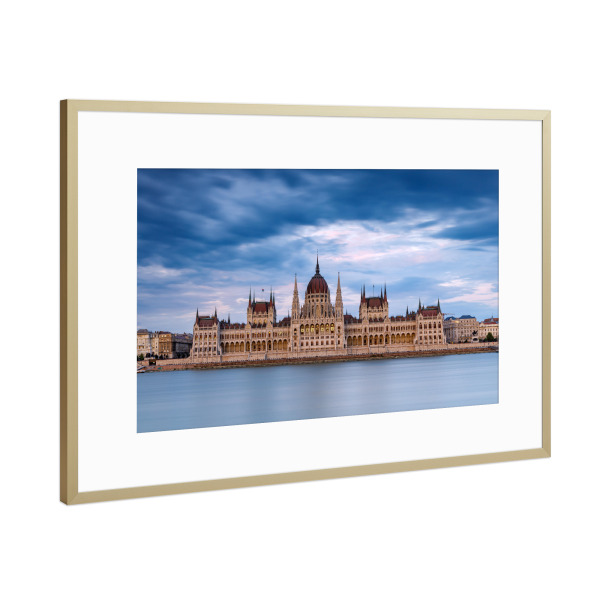 Poster mit Rahmen Gold "Das Parlament von Budapest" artboxONE - Architektur,Reise / Länder,Städte / Budapest
