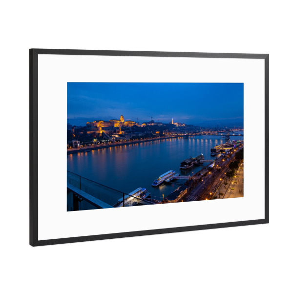 Poster mit Rahmen Schwarz (Metallic) "Budapest an der blauen Donau" artboxONE - Architektur,Städte / Budapest