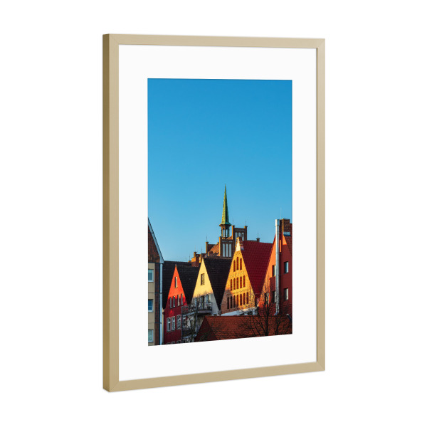Poster mit Rahmen Gold "Historische Häuser in Rostock" artboxONE - Reise,Architektur