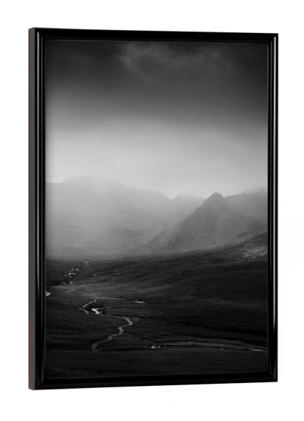 Poster mit schwarzem Rahmen "Monochrome hills" artboxONE - Reise,Schwarzweiß,Reise / Länder